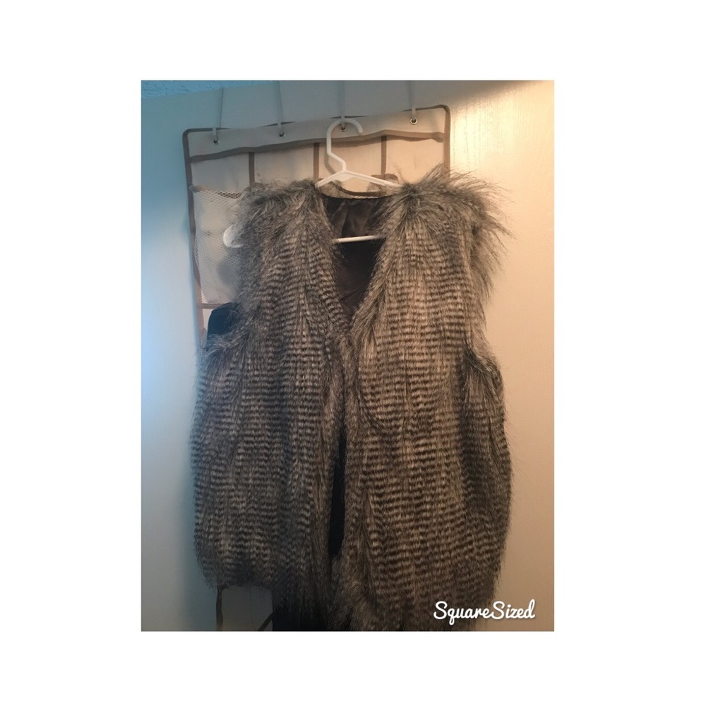 Woman’s “Fur” vest